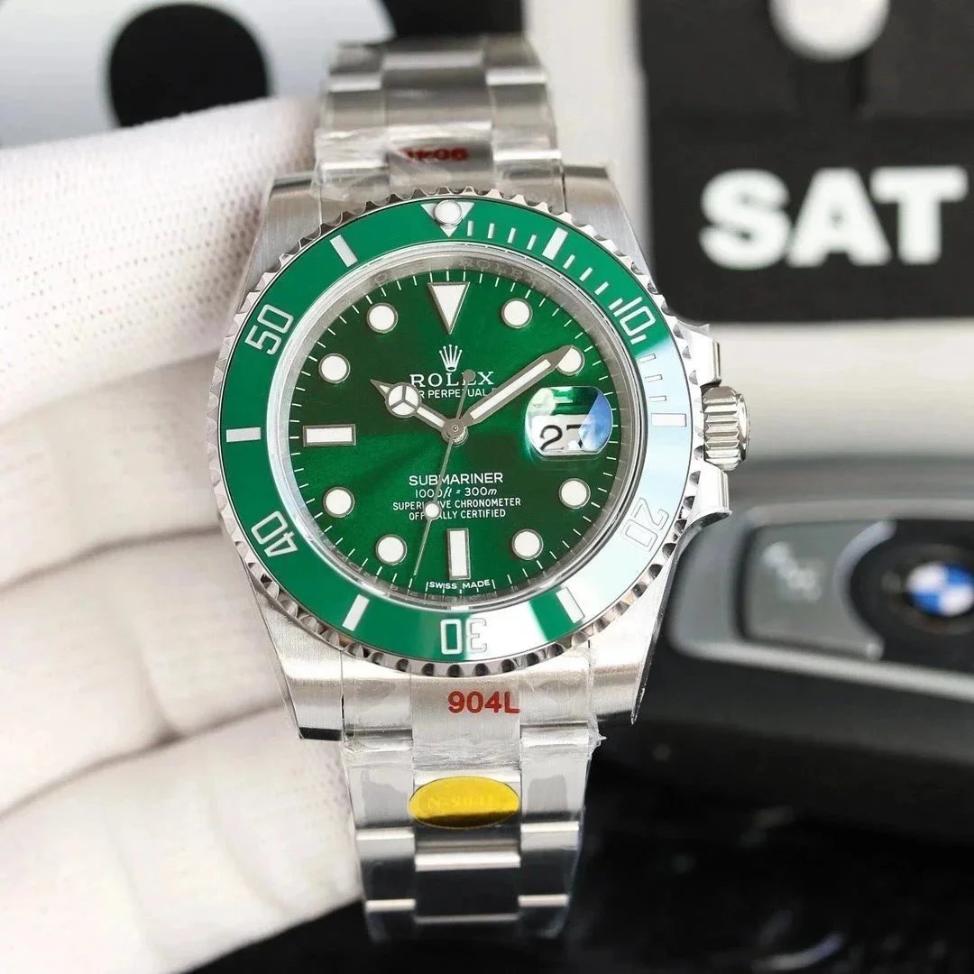 ROLEX Submariner Green Dial Stainless Steel Watch 116610LV