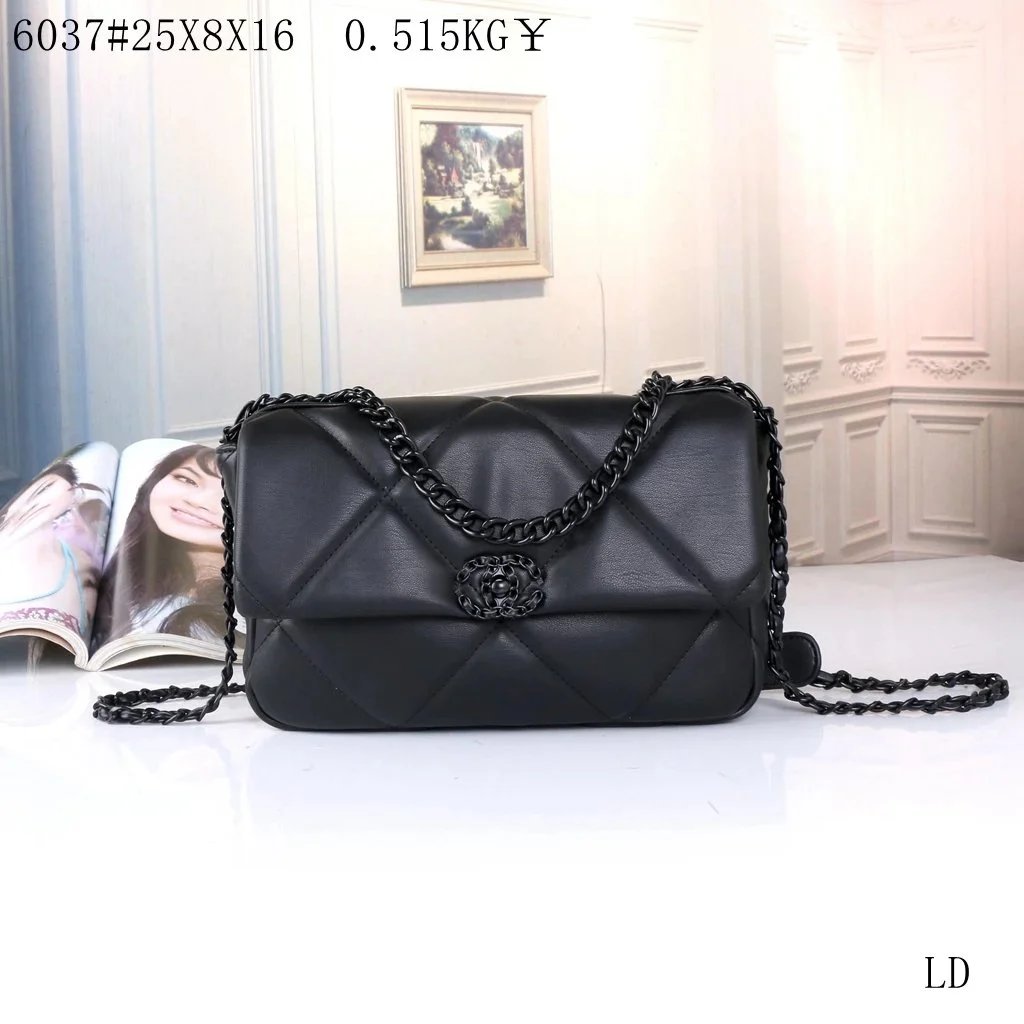 Black Quilted Chain Shoulder Bag for Women Fashion Designer Handbag