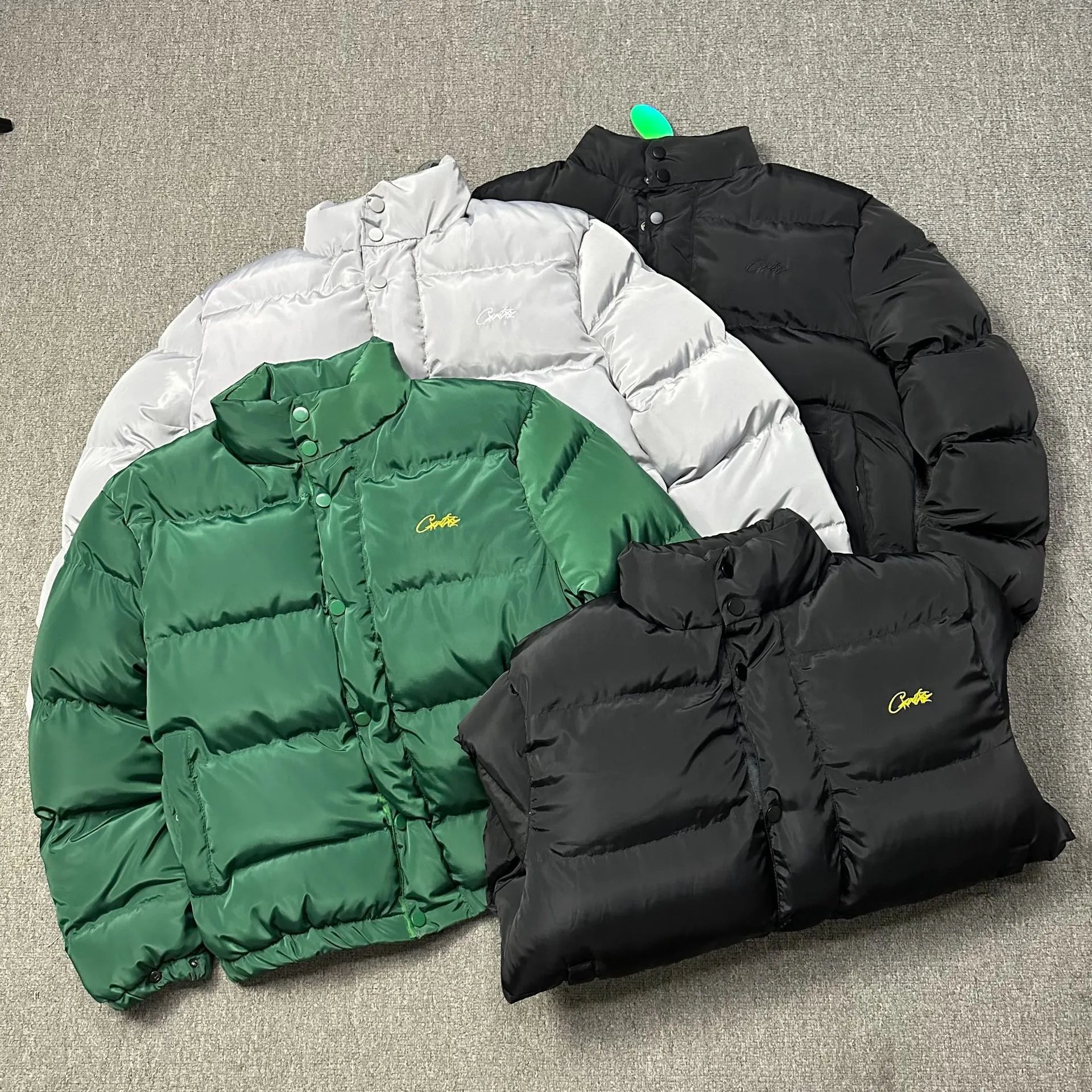 Crotte Lightweight Puffer Jacket for Men and Women - Stylish Winter Coat in Multiple Colors
