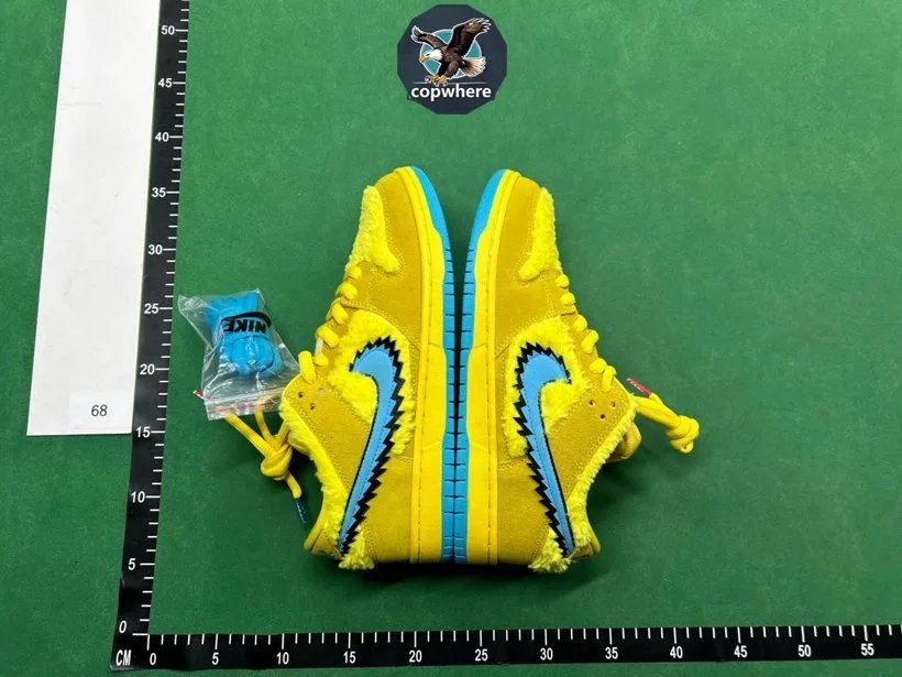 Nike Air Foamposite One Yellow Blue Sneakers