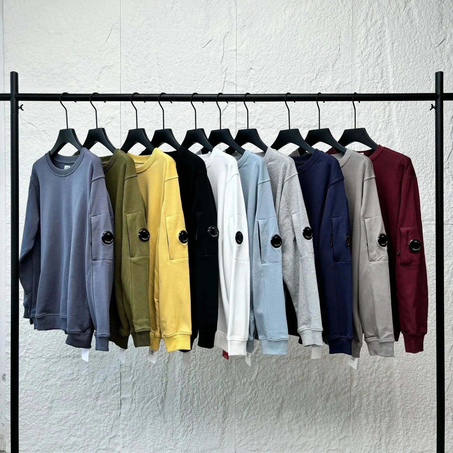 Minimalist Pocket Sweatshirt with Snap Button Design